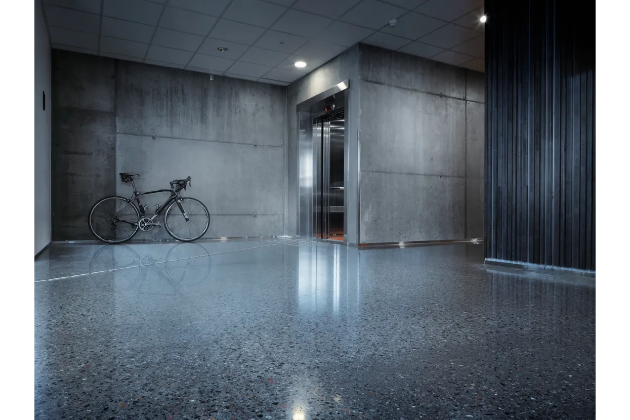 Superfloor Platinum - Floor Solutions by Husqvarna