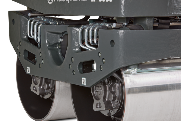 LP 6505 hydraulic brakes