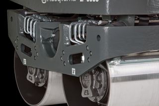 LP 6505 hydraulic brakes