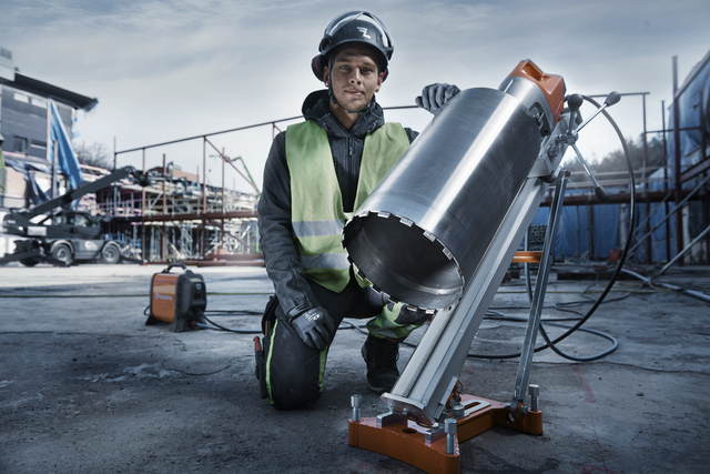 Husqvarna DM 700 | Husqvarna US Husqvarna DM 700 | Husqvarna US