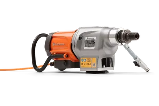 DM 400