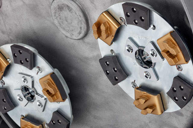 PG 8 S - Grinding holder/disc, close up