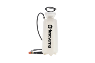 Pressurised water tank