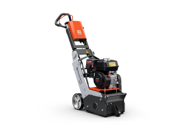 CP 9 Petrol 3.7kW_front right