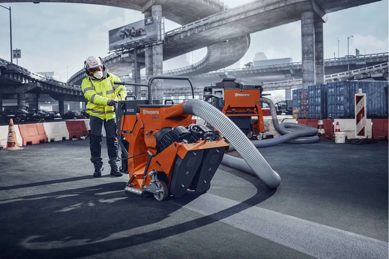 SHOT BLASTING - CLEANING OF ASPHALT