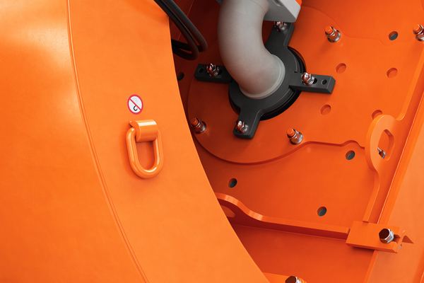 Web feature: durable blast housing