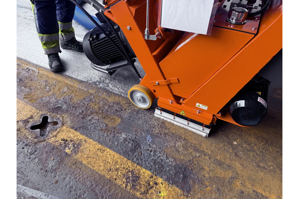 Steelblasting – Ship And Ferry Decks