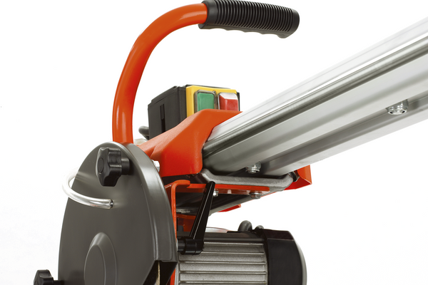 TS 73 R, guiding system