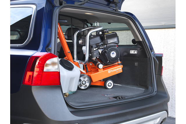 FS 309 in car