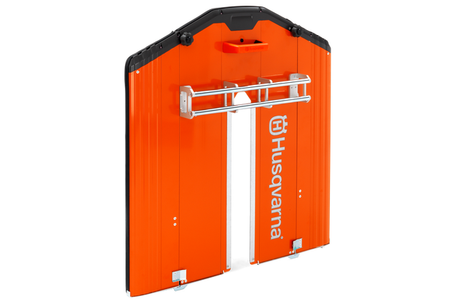 Blade guard, flush cutting