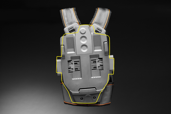 Pivoting back pad